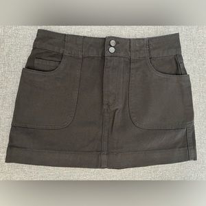 Forever 21 black skirt